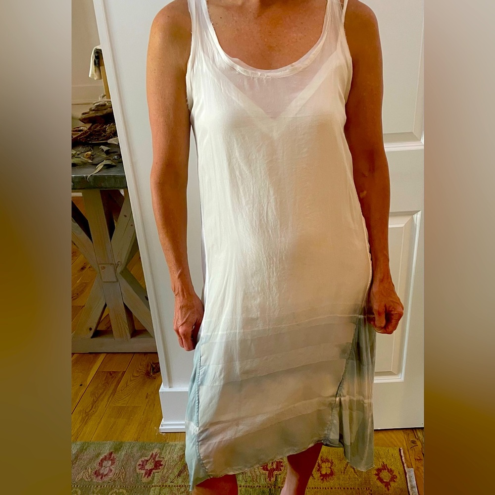 Match blue + white dress-